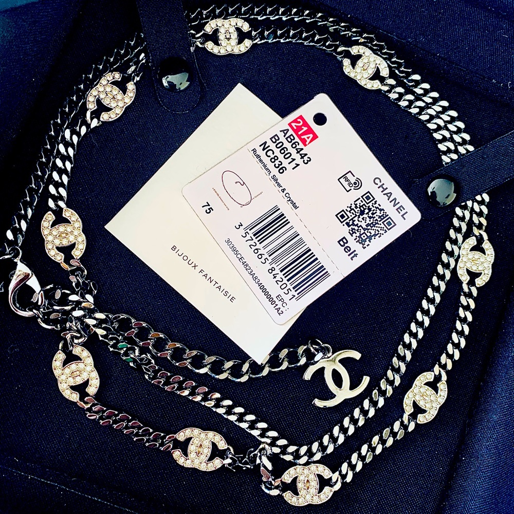CHANEL Ruthenium, Silver & Crystal CC Metal Chain & Strass Belt RARE